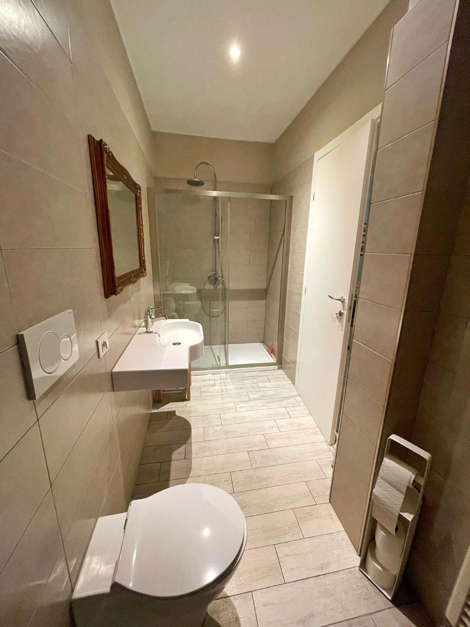 Alla Scaletta - Stanze Con Bagno Privato E Wifi A Pochi Passi Dal Duomo Mirandola Εξωτερικό φωτογραφία