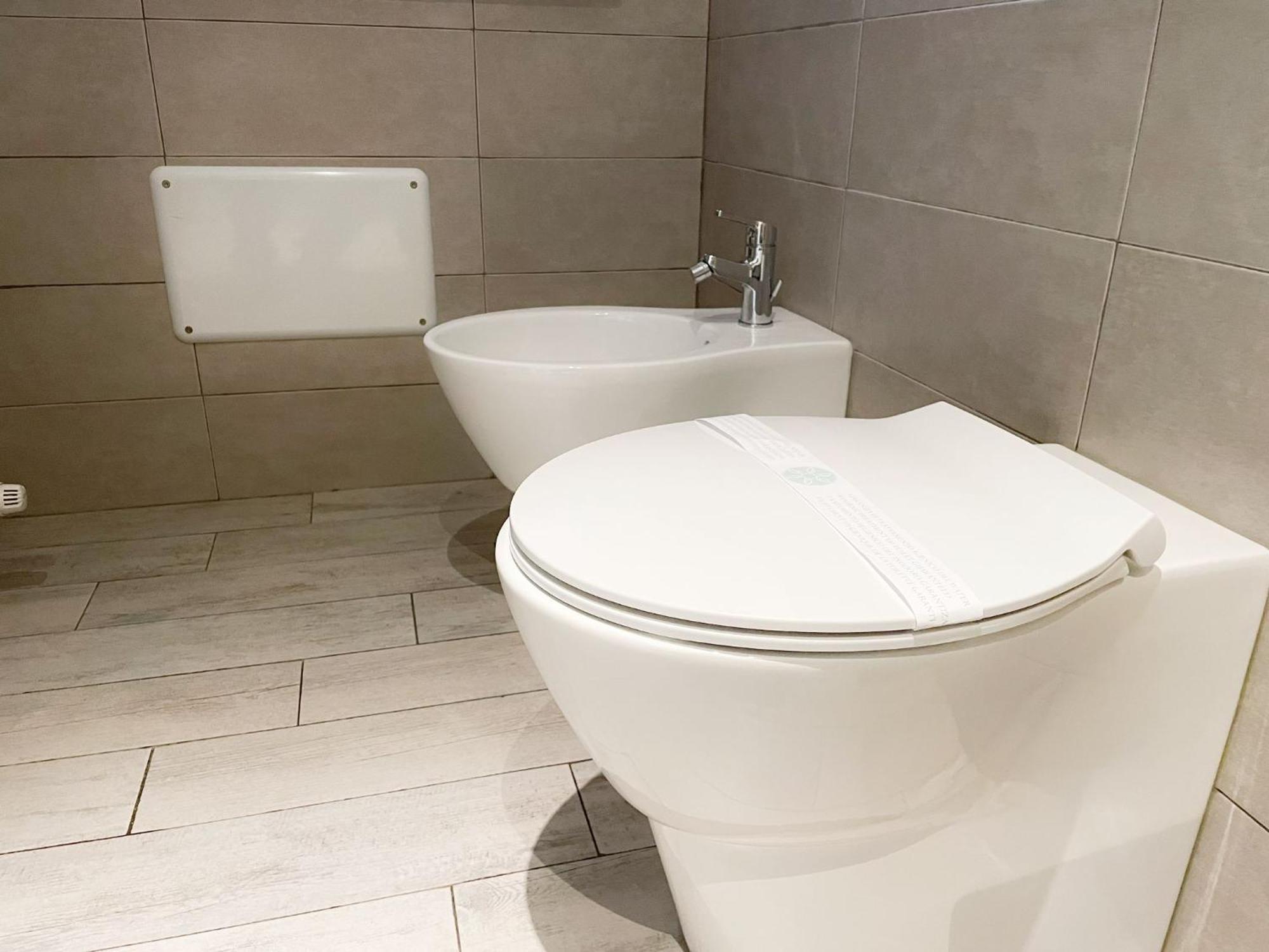 Alla Scaletta - Stanze Con Bagno Privato E Wifi A Pochi Passi Dal Duomo Mirandola Εξωτερικό φωτογραφία