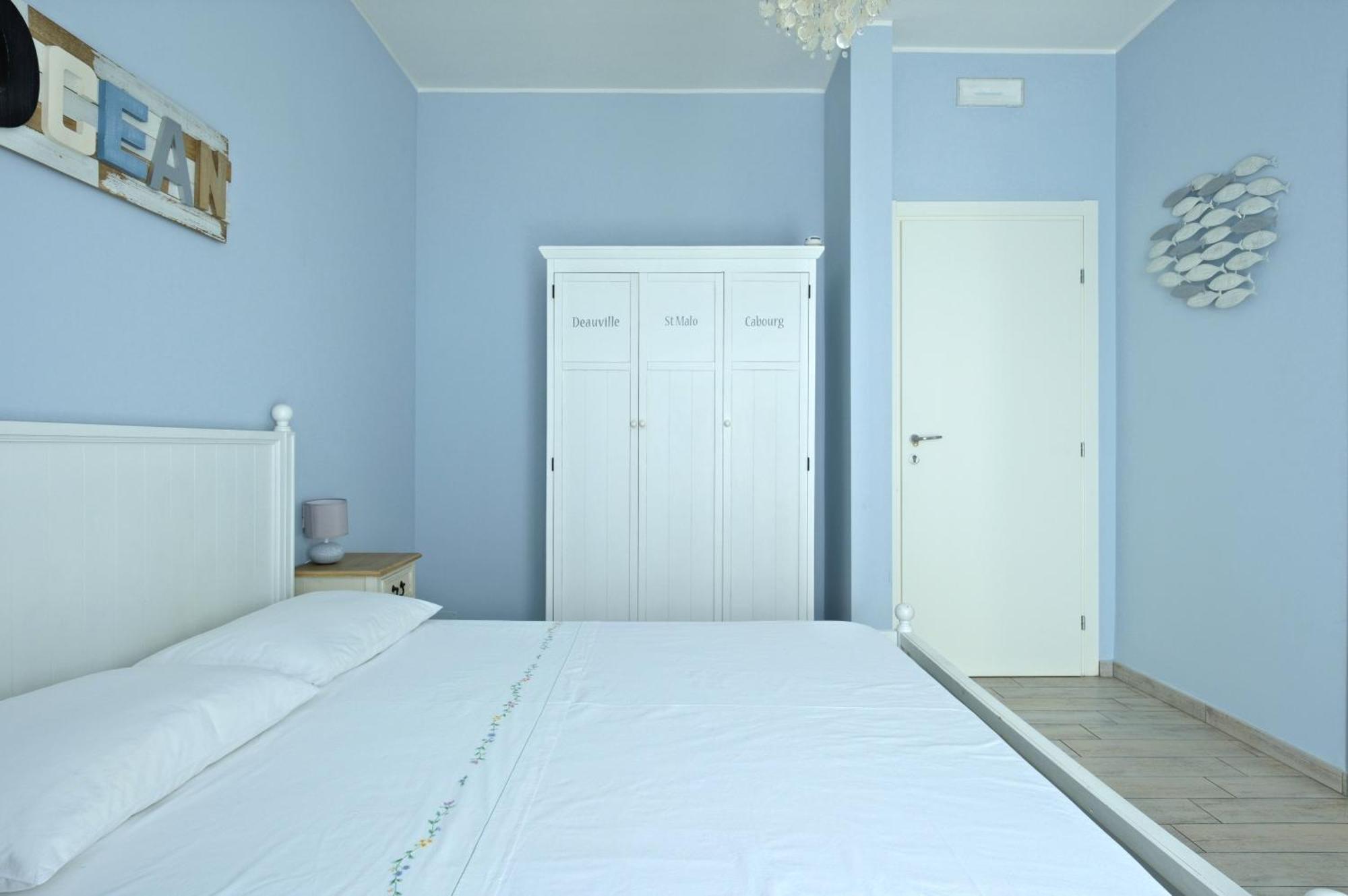 Alla Scaletta - Stanze Con Bagno Privato E Wifi A Pochi Passi Dal Duomo Mirandola Εξωτερικό φωτογραφία